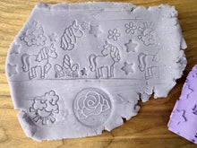 Load image into Gallery viewer, Unicorn Roller & Stamp