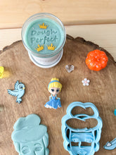 Load image into Gallery viewer, Cinderella Sensory Kit