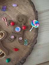 Load image into Gallery viewer, Gingerbread Kit (Only 4 Left)