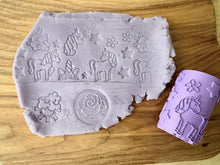 Load image into Gallery viewer, Unicorn Roller & Stamp