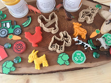 Load image into Gallery viewer, On the Farm Sensory Kit