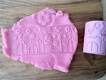 Load image into Gallery viewer, Princess Roller & Stamp