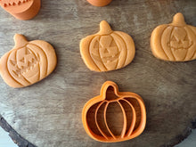 Load image into Gallery viewer, Jack-o-lantern Kit