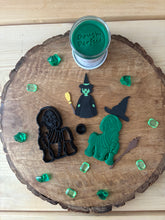 Load image into Gallery viewer, Elphaba Kit