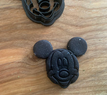 Load image into Gallery viewer, Mickey & Minnie Cutters