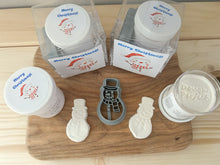 Load image into Gallery viewer, Snowman Kit (Only 6 Left)