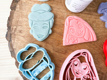Load image into Gallery viewer, Princess Cutters