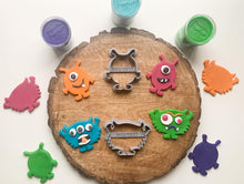 Load image into Gallery viewer, Build A Spooky Monster Kit