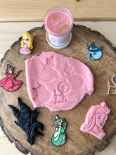 Load image into Gallery viewer, Aurora &amp; Maleficent Kit
