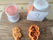 Load image into Gallery viewer, Seahorse Gift Set
