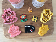 Load image into Gallery viewer, Bowser &amp; Princess Peach

