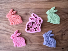 Load image into Gallery viewer, Bunny Floral Cutter
