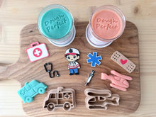 Load image into Gallery viewer, Paramedic Kit
