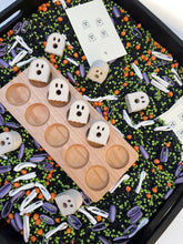 Load image into Gallery viewer, Ghost Counters &amp; Number Cards
